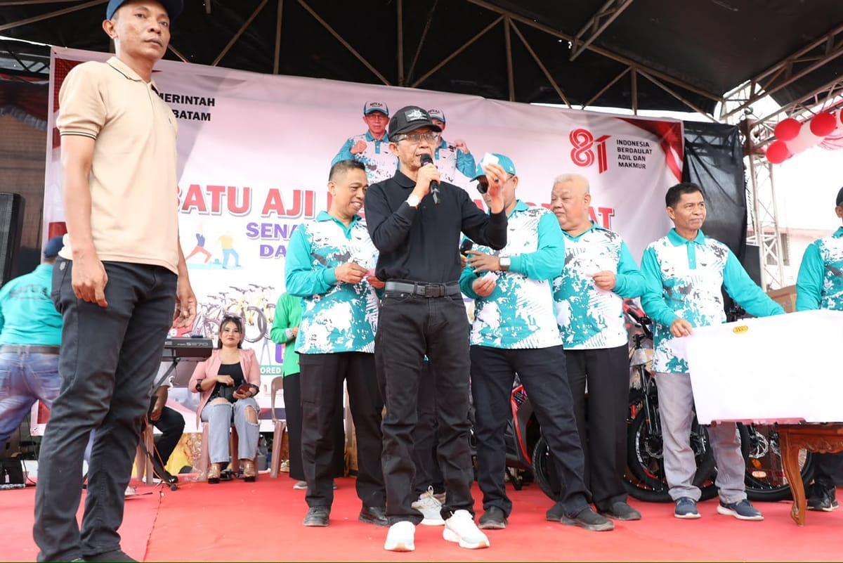 Walikota Batam mengapresiasi antusiasme dan kekompakan masyarakat.