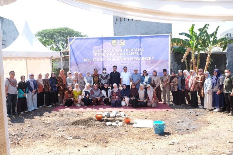YPI Mega Rezky Makasar Membangun Gedung Kampus Baru Polimerz