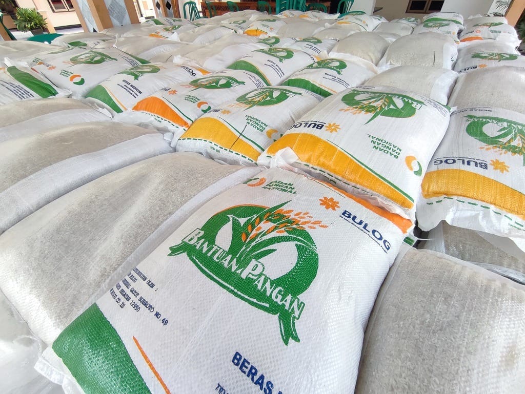 Bulog Salurkan Bantuan Pangan untuk 144 ribu Keluarga di Lumajang