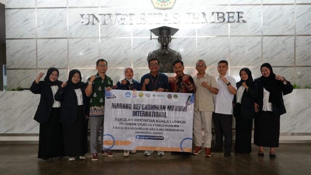 Universitas Jember Lepas Mahasiswa FKIP Magang Kependidikan Internasional di Brunei dan Malaysia
