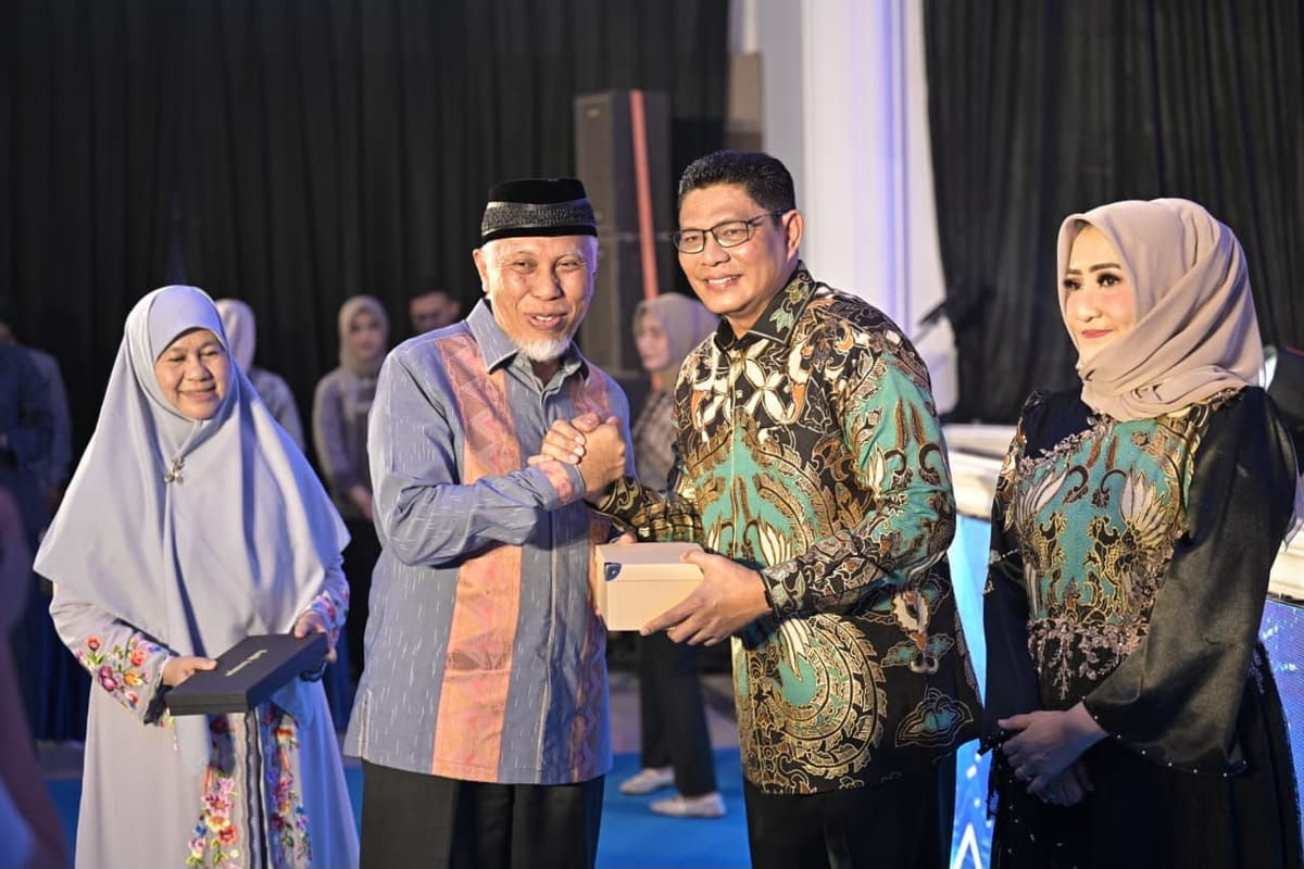 Kapolda Sumbar Berganti, Mahyeldi: Jejak Singkat Djati Berdampak, Jawari Lanjutkan Sinergi