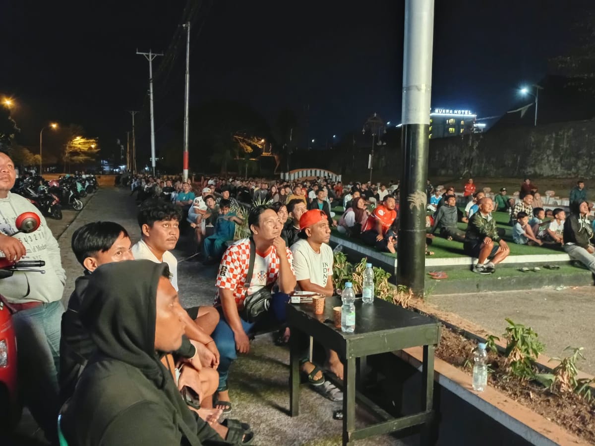 Taman Film Benteng Oranje Jadi Titik Euforia Warga Ternate Saksikan Timnas Indonesia