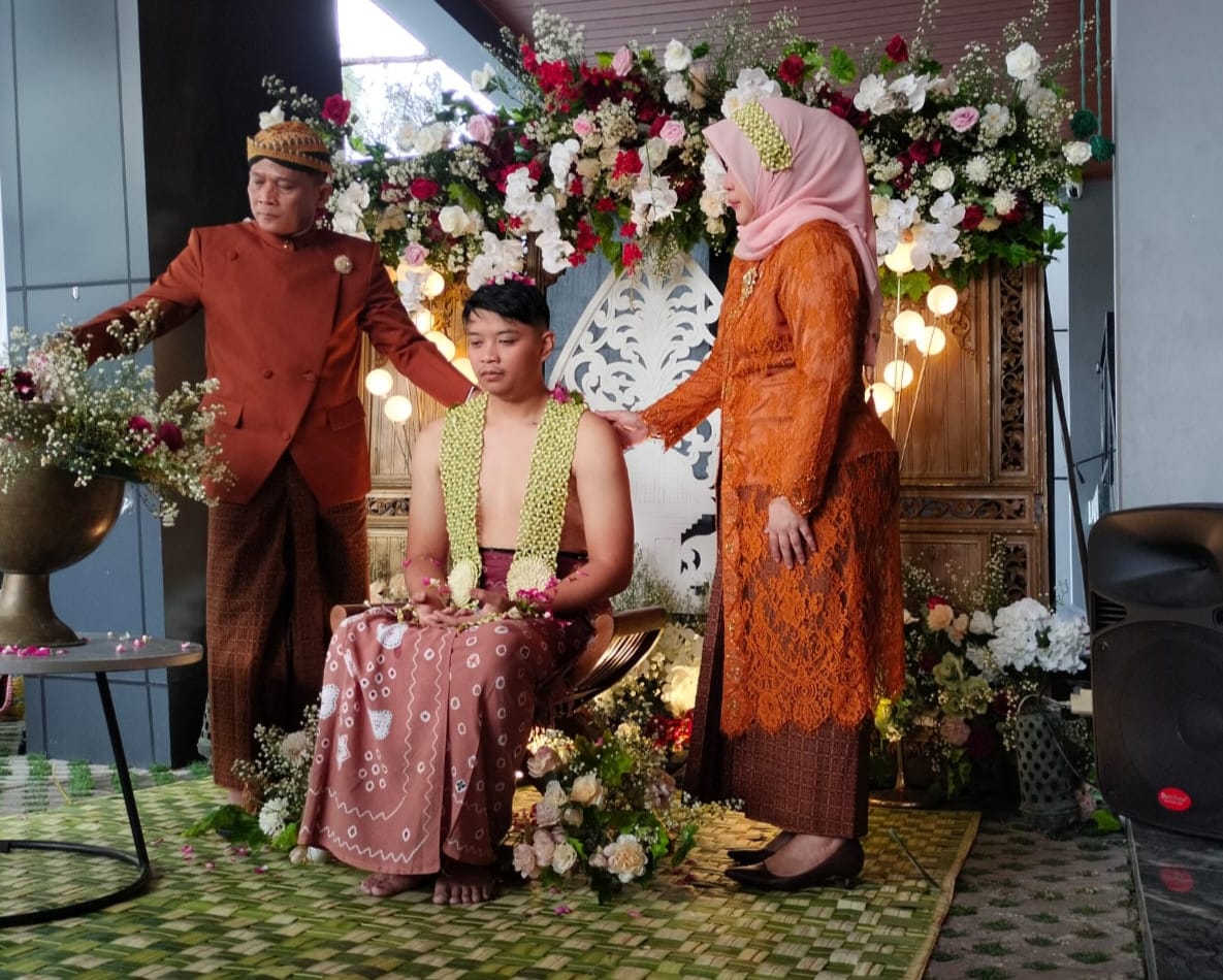 Siraman dan Jualan Cendol, Tradisi Jawa Membekali Calon Pengantin Menapaki Rumah Tangga