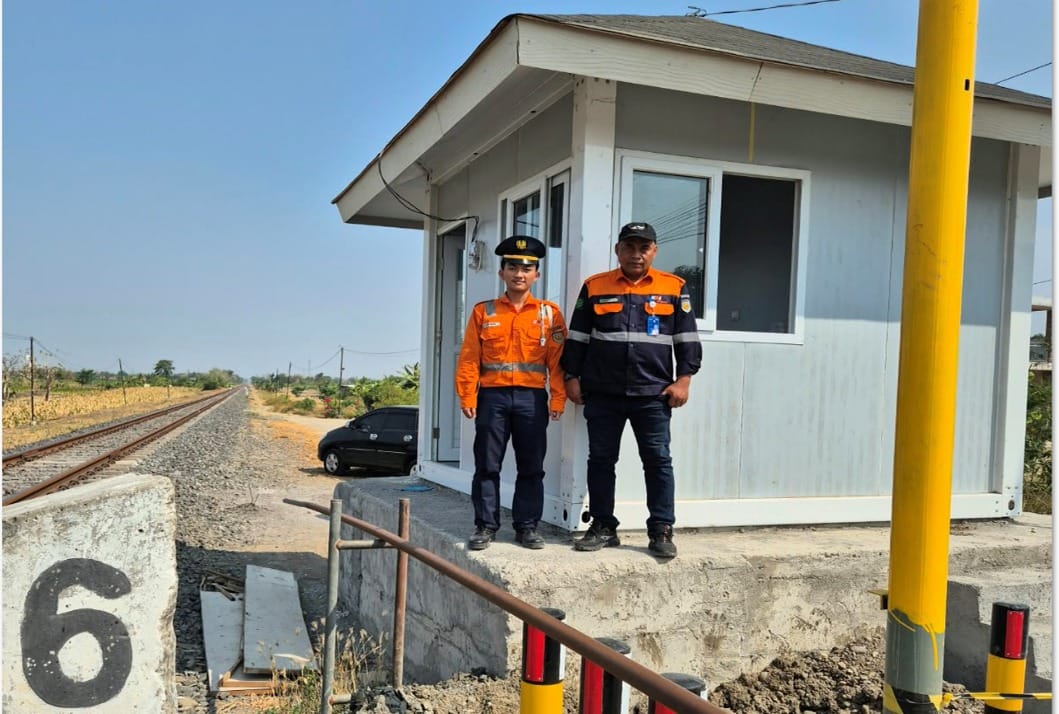 KAI Daop 4 Semarang Tata Sembilan Perlintasan Kereta Api