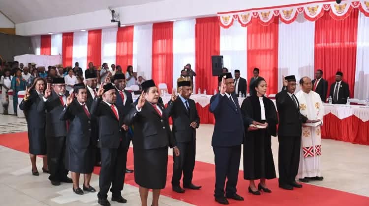 Hampir 2 Tahun Menunggu, 11 Anggota DPRP Papua Pegunungan Jalur Pengangkatan Resmi Dilantik