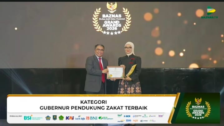Gubernur Lampung Terima Penghargaan Sebagai Kepala Daerah Pendukung Zakat Terbaik