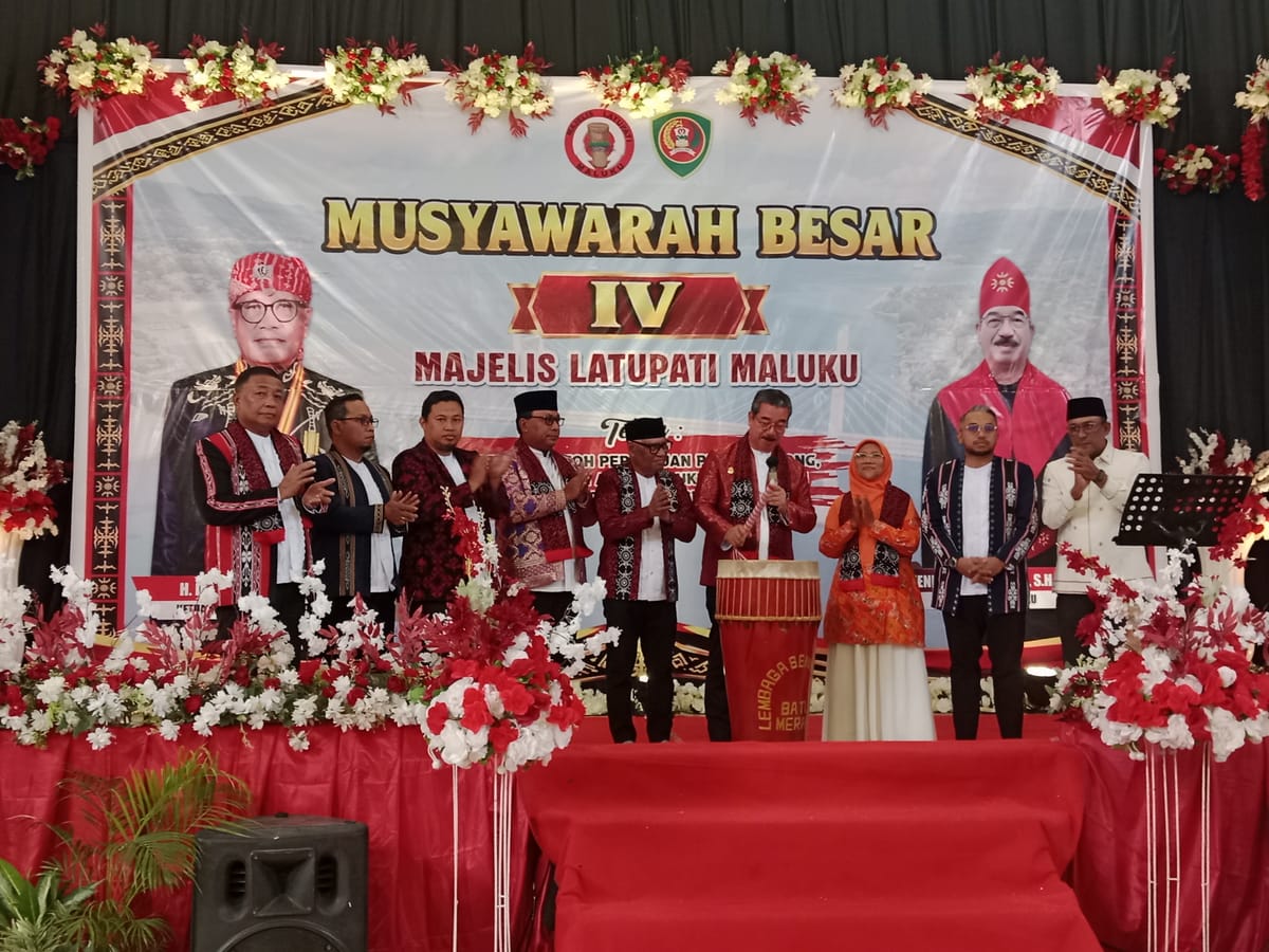 Gubernur Maluku Sorot Konflik Batas Wilayah Antar Negeri Pada Mubes Latupatti Maluku