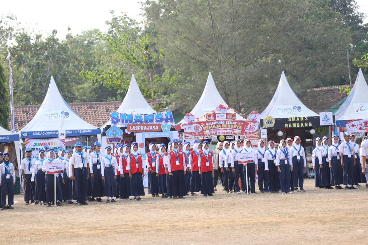 Sebanyak 1200 Anggota PMR Rembang Ramaikan Jumpa Bakti Gembira