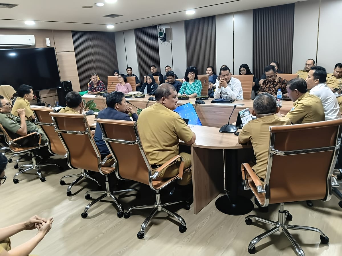 DPRD Soroti Relokasi Barito, Pemkot Akui Teras Lenteng Agung Masih Sepi