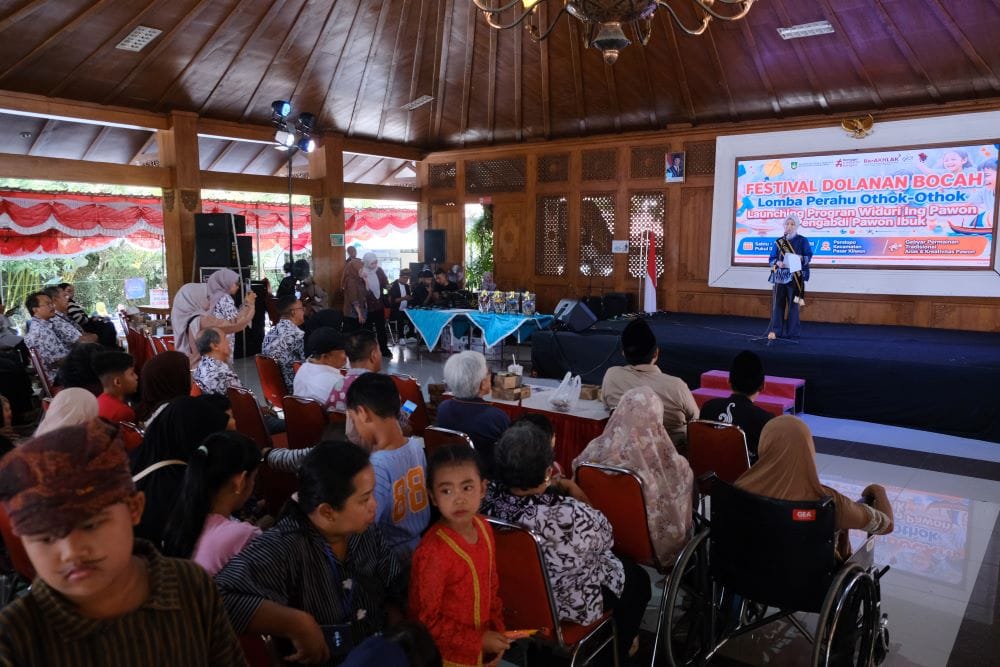 Festival Dolanan Bocah Pasarkliwon Hidupkan Kembali Permainan Tradisional di Kalangan Anak