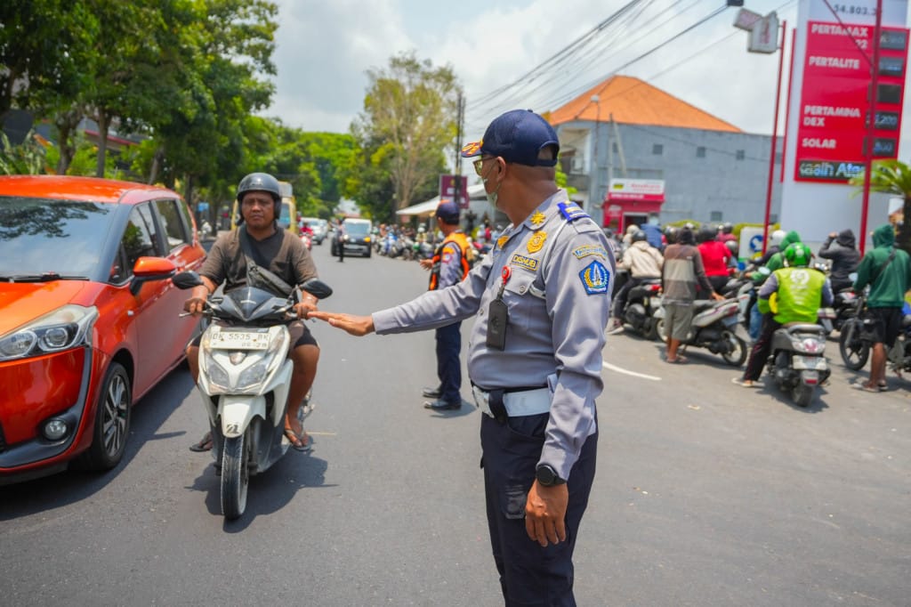 Antrean BBM Memanjang, Pemkab Badung Utamakan Keselamatan dan Kelancaran Mobilitas Masyarakat