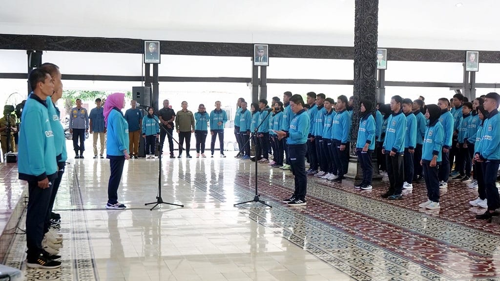 Bupati Lumajang Lepas 172 Atlet Pelajar Ikuti POPDA dan PEPARPEDA Jatim 2026