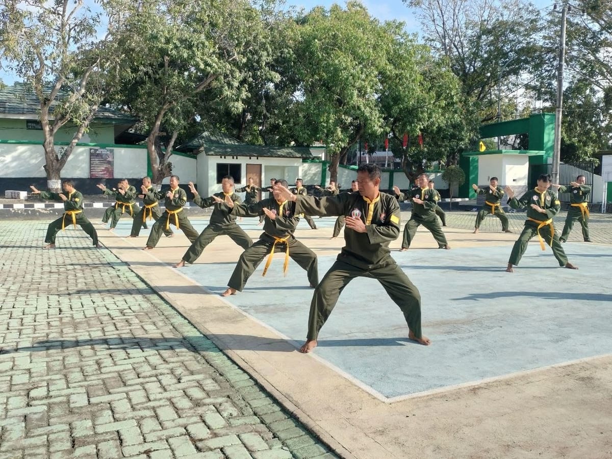 Pencak Silat Militer Jadi Ajang Prajurit Kodim 1425/Jeneponto Mengasah Ketangkasan dan Mental Tempur