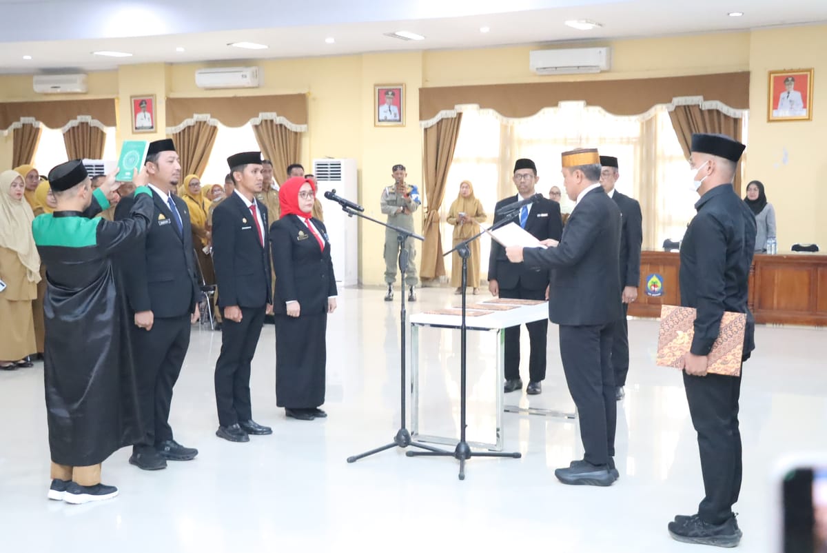 Bupati Jeneponto Lantik Tiga Pejabat, Tekankan Inovasi dan Keterbukaan terhadap Kritik
