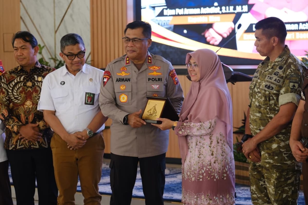 Kapolda Riau Dukung Bupati Afni, Perjuangkan Hak Masyarakat Riau