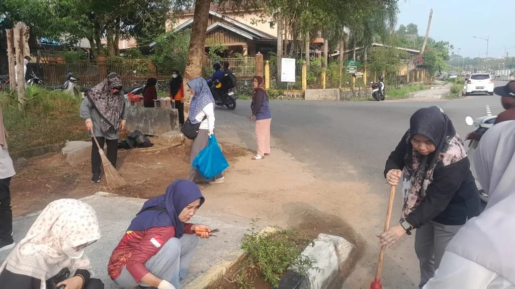 Goro Sebagai Budaya Bersama Pemerintah dan Masyarakat Menciptakan Lingkungan yang Bersih dan Nyaman