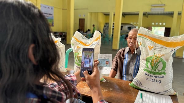 Bulog DIY salurkan Beras ke Warga yang Berhak Menerima Bantuan di-Sleman