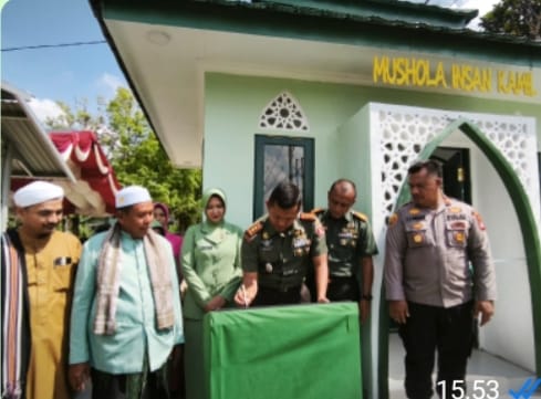 Pererat Silaturahmi TNI dan Rakyat, Dandim 1002/HST Resmikan Mushola di Batang Alai Utara