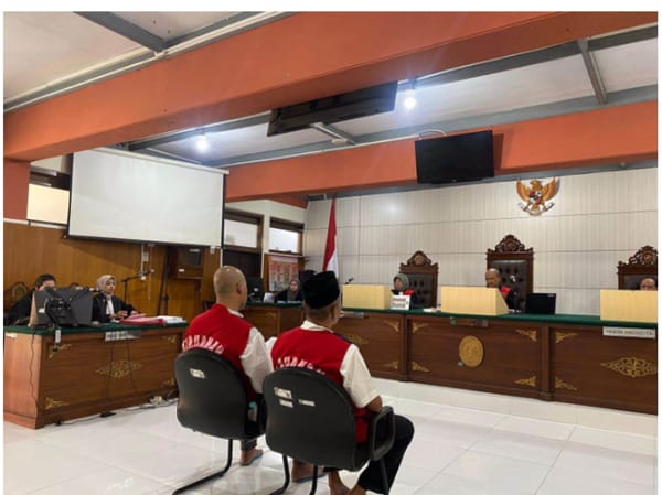Sidang Perdana Pemerasan oleh Oknum Wartawan di PN Malang: Dakwaan Diperluas, Kuasa Hukum Protes