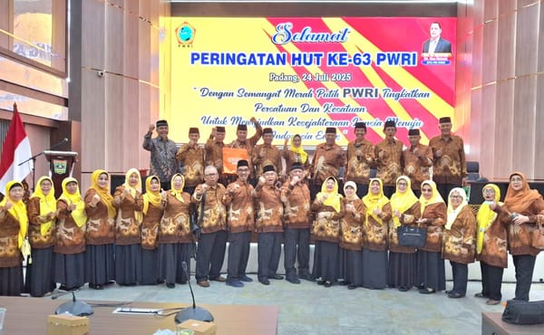 Puncak HUT ke-63 PWRI Sumbar, Wujudkan Kesejahteraan Lansia Menuju Indonesia Emas