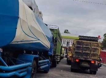 Sering Terjadi Antrean Solar, Disperindag Sumbar dan Pertamina Lakukan Sidak