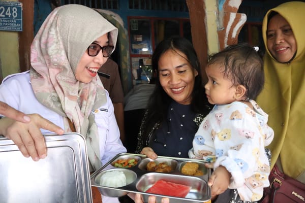 Cegah Stunting dari Hulu, Launching MBG Serentak di Banjarmasin Sasar 1000 lebih Ibu Hamil, Menyusui, Balita non-PAUD