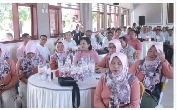 Pendidikan Adalah Jalan Panjang Untuk Mengurai Kemiskinan