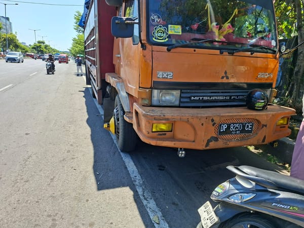 Dinas Perhubungan Laksanakan Penertiban Parkir di Kota Makassar