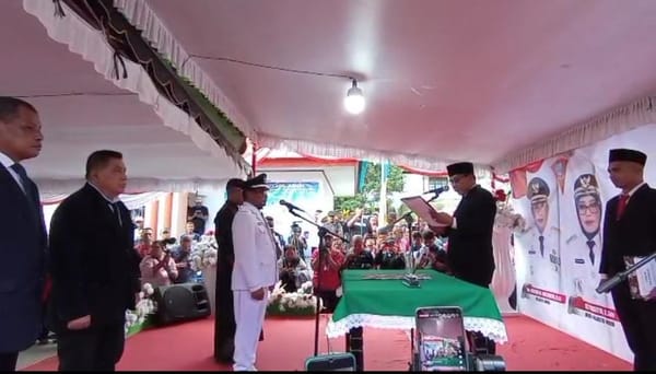 Wali Kota Ambon Lantik Raja Amahusu