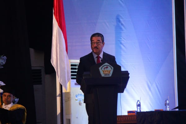 Gubernur Maluku Hadiri Wisuda Unpatti
