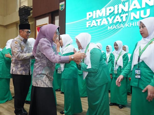 Fatayat NU Kota Batu Resmi Dilantik, Wali Kota Nurochman: Ini Bukti Kaderisasi Berjalan Baik
