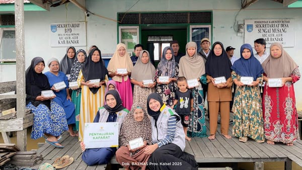 BAZNAS Kalsel Saluran Bantuan Kafarat ke Desa Sungai Musang