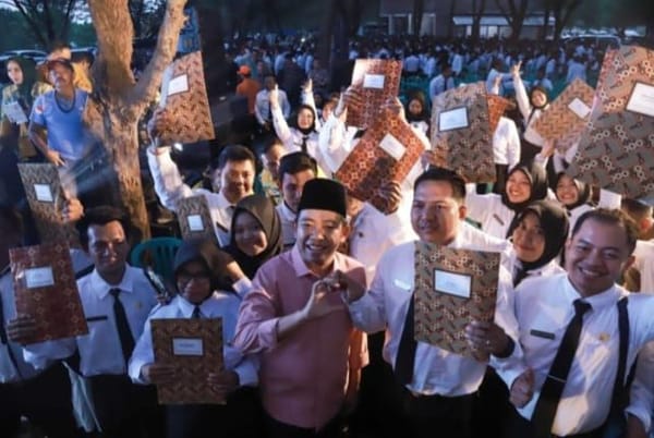 Puncak 100 Hari Kerja Bupati Jember dan Penyerahan SK PPPK Dilaksanakan di Kawasan Wisata