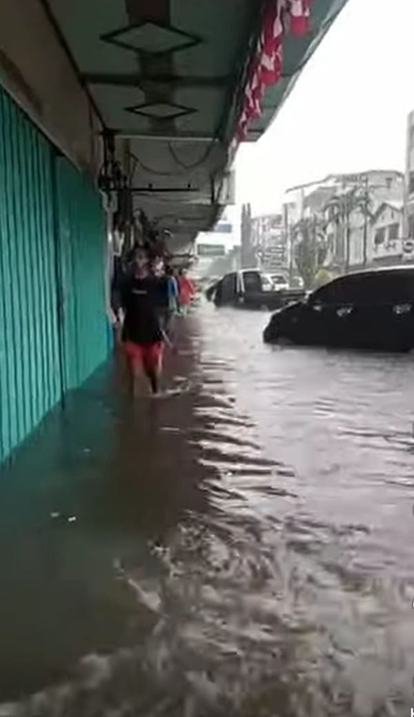 Cuaca Ekstrim,  Kota Ambon Darurat Bencana