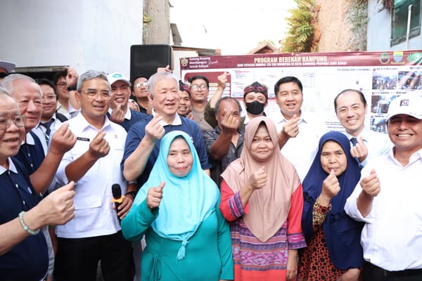 Menteri PKP Minta Progres Renovasi Rumah Rakyat di Kota Bandung Percepat