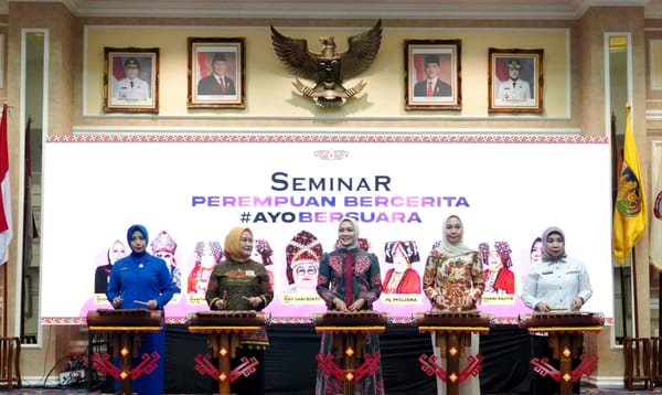 Ketua TP. PKK Provinsi Lampung Buka Seminar "Perempuan Bercerita Ayo Bersuara"