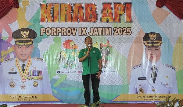 Kirab Obor Porprov Jatim IX 2025 Disambut Meriah di Kabupaten Malang