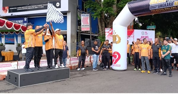 Polresta Malang Kota Gelar Gerak Jalan Santai Uklam Tahes Peringati Hari Bhayangkara ke-79