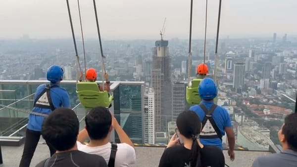 Wisata Baru Melihat pemandangan Jakarta dari ketinggian 385 meter di Thamrin Nine