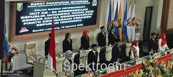 Pimpin Rapat Paripurna Istimewa, Ahmad Giri Akbar Bacakan Amanat Presiden Pertama Soekarno