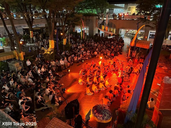 Indonesia–Jepang dalam Irama Kecak : Festival Budaya Bali Pukau Warga Tokyo