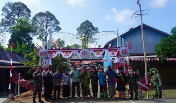 Gapura Merah Putih Warnai Desa dan Kecamatan di HST Sambut HUT ke 80 RI