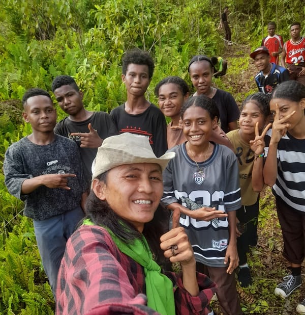 Hijaukan Nusantara, Rawat Masa Depan: Bintang Menyalakan Harapan dari Tanah Papua