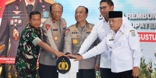 Bangun Generasi Emas, Polri Luncurkan 205 SPPG Serentak — Irwasum Polri Resmikan Pusat Gizi Gratis di Malang