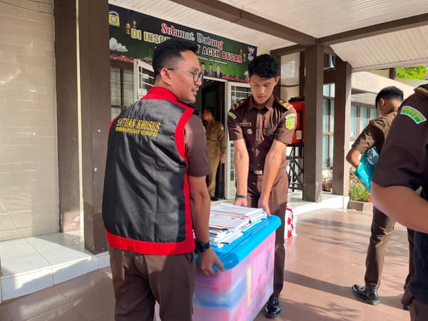 Kejari Aceh Besar Geledah Kantor Inspektorat selama Sembilan Jam