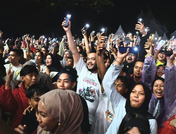 Rangkaian Kegiatan HJK Padang ke 356 Resmi Ditutup, Armada Band Tampil Spektakuler Hibur Ribuan Penonton