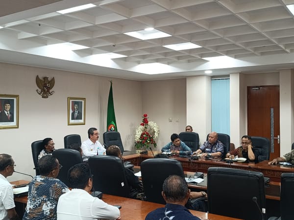 Gubernur Maluku dan Pemkab SBB Rapat Bahas Sengketa Lahan