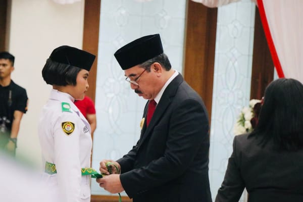 Gubernur Maluku kukuhkan Paskibraka 2025, Kibarkan Merah Putih dengan Disiplin dan Integritas