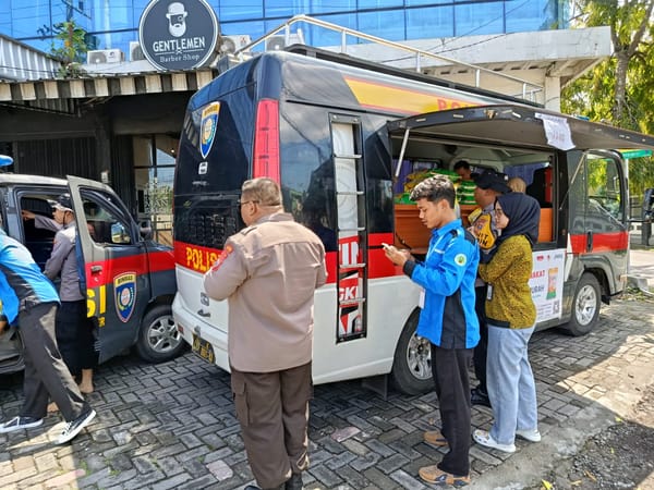 Perum Bulog Jember dan Polres Jember Gelar Gerakan Pangan Murah