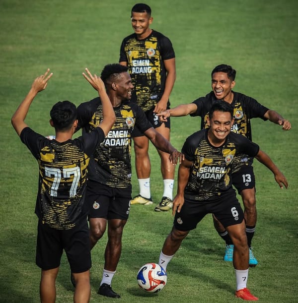 Tim "Kabau Sirah" Semen Padang FC Boyong 23 Pemain Hadapi "Pendekar Cisadane" Persita Tangerang